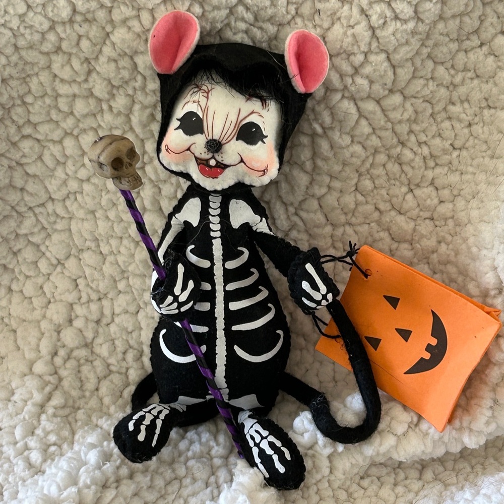 Annalee Black and White Skeleton Mouse with Orange Pumpkin Flag